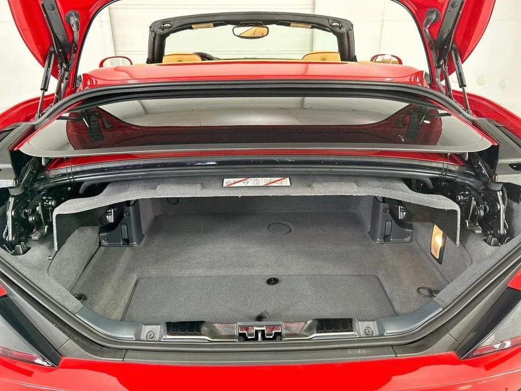 Used 2014 Rosso Corsa Ferrari Base image 31