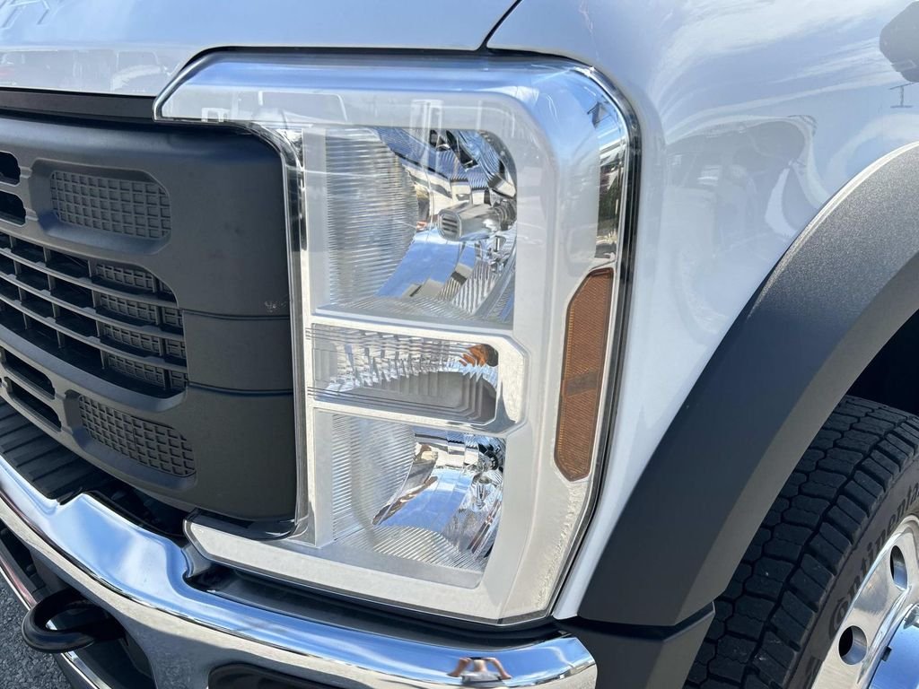 New 2026 Oxford White Ford XL image 10