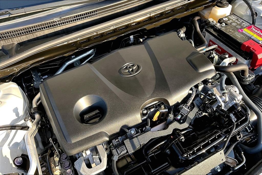Used 2022 Ice Edge Toyota SE image 29