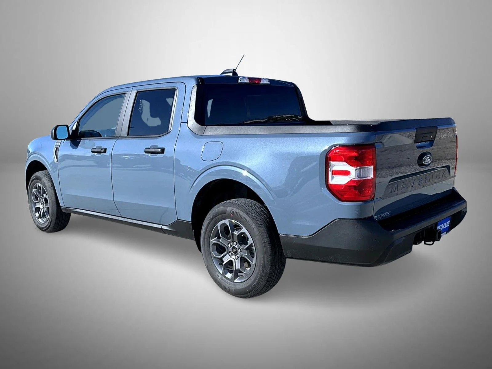 New 2026 Azure Gray Metallic Tri-Coat Ford XLT image 7