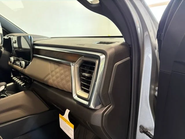 2026 GMC Canyon Denali - Photo 24