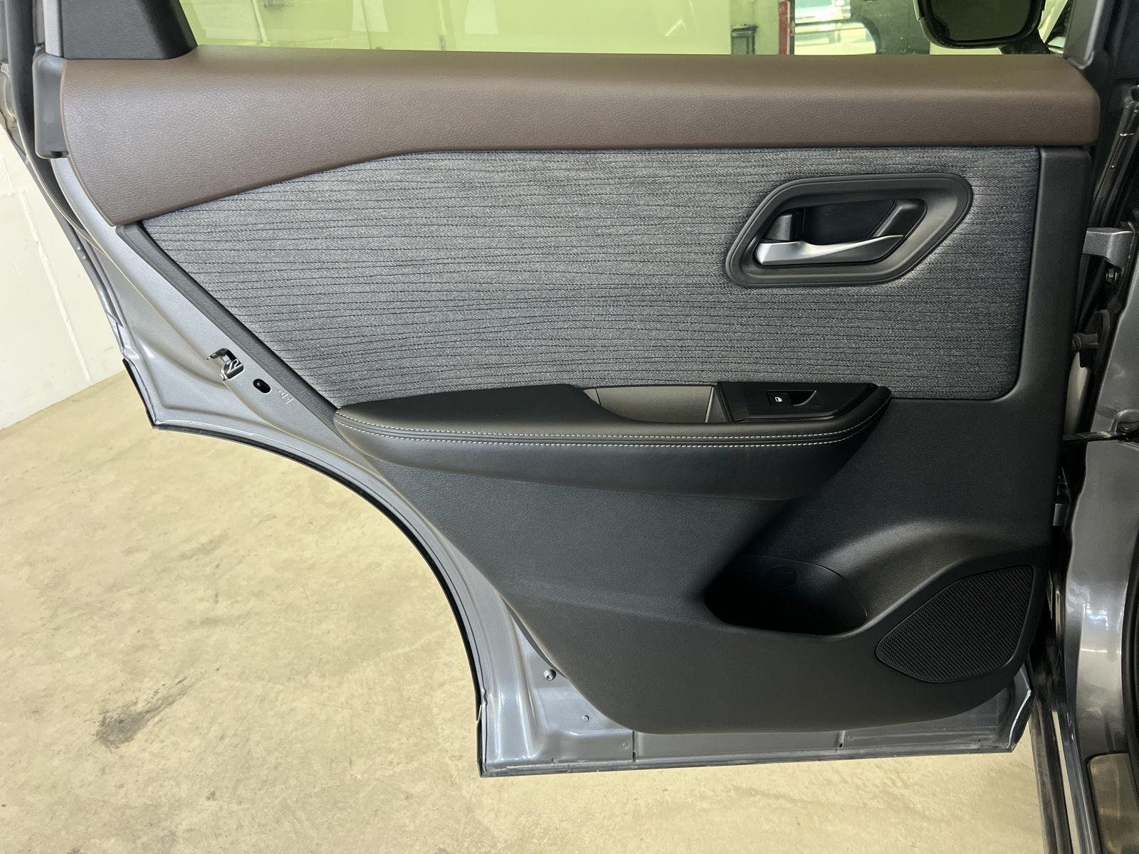 Used 2023 Gun Metallic Nissan SV image 24