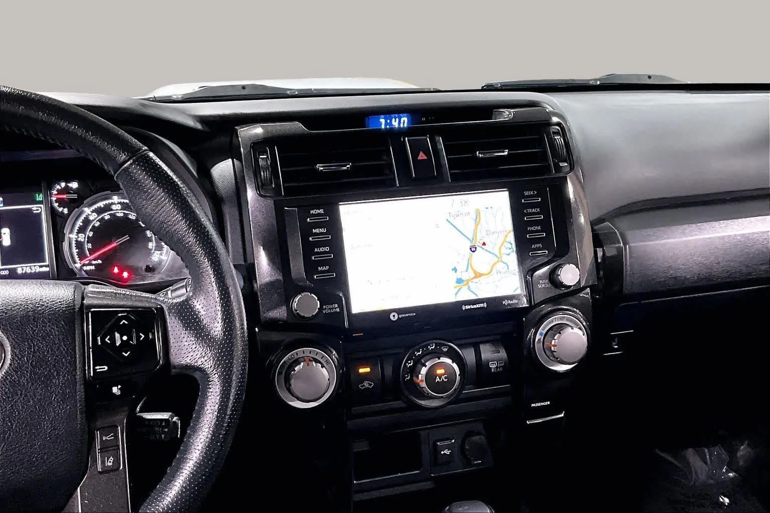 Used 2021 Classic Silver Metallic Toyota Venture image 7