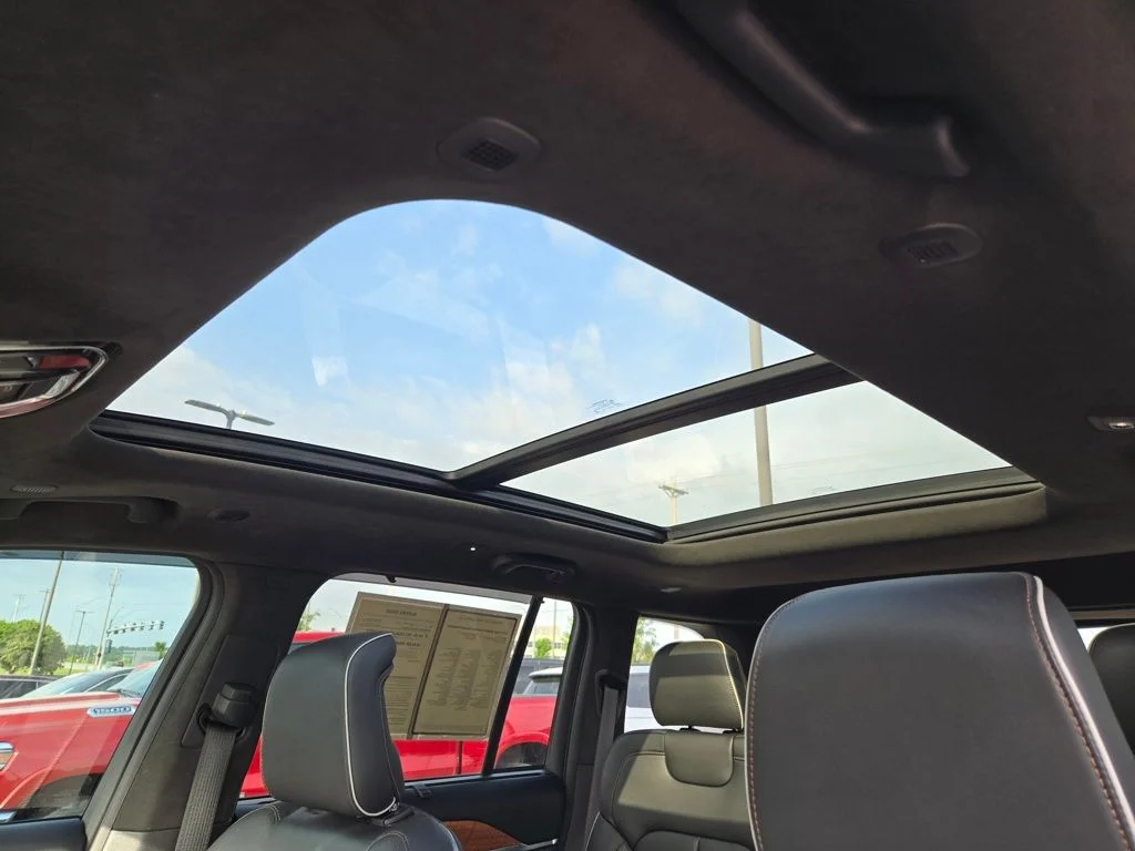Certified Used 2022 Black Jeep Summit Reserve image 27