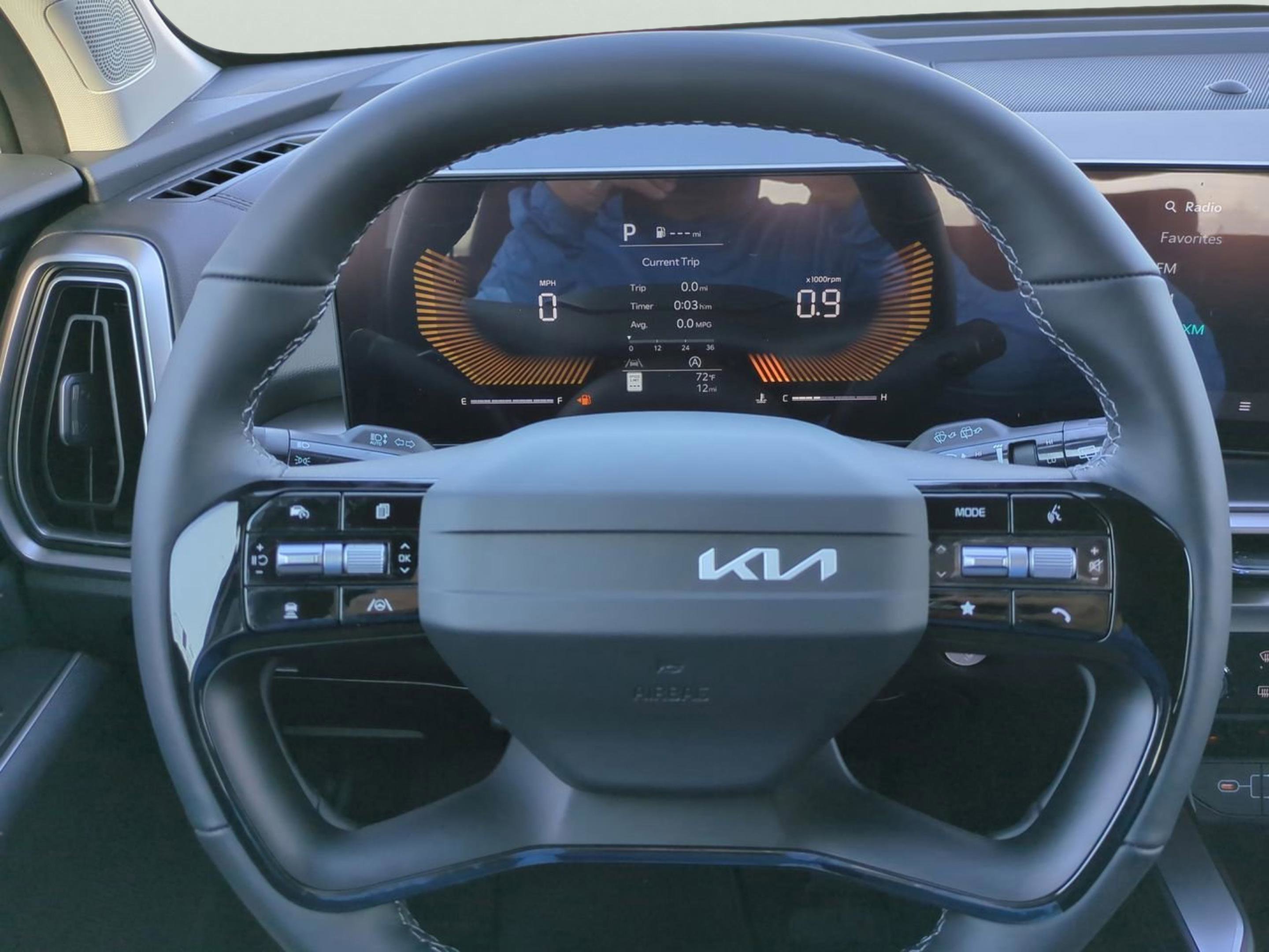 New 2026 Glacial White Pearl Kia LX image 17