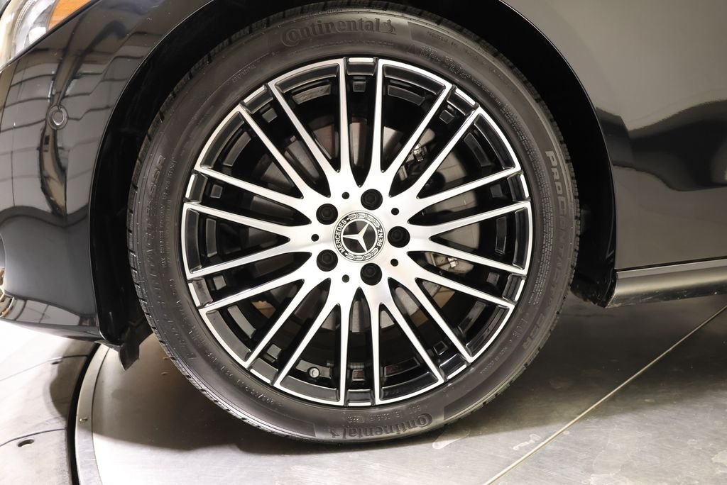 2026 Mercedes-Benz C-Class Sedan C 300 - Photo 12