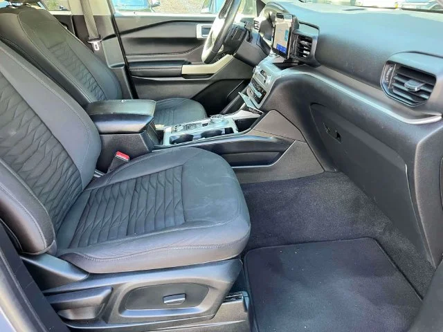 Used 2021 Blue Metallic Ford XLT image 26
