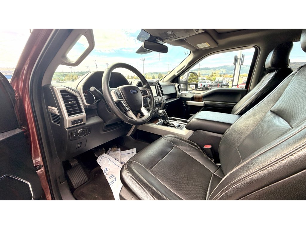 Used 2017 Bronze Fire Ford Lariat image 18