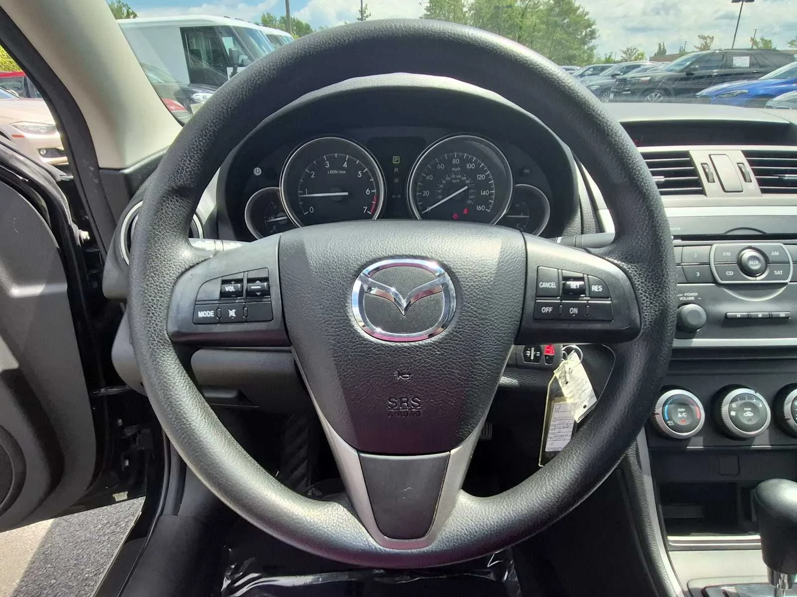 Used 2011 Ebony Black Mazda i Sport image 23