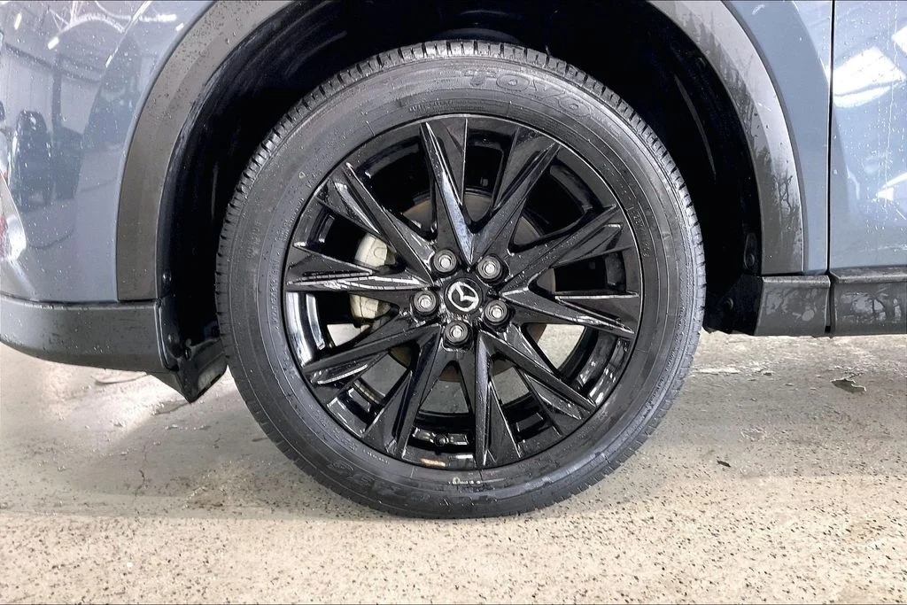 Used 2025 Gray Mazda 2.5 S Carbon Edition image 8
