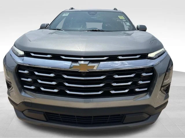 Used 2025 Gray Chevrolet LT image 3