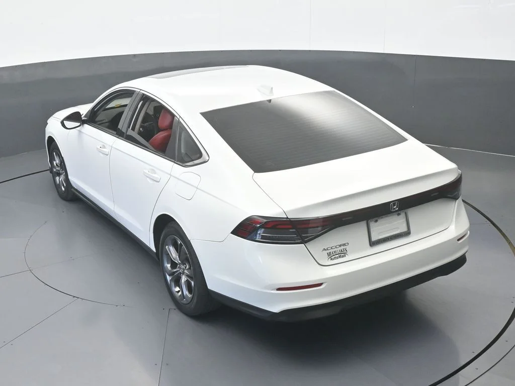 Used 2023 Platinum White Pearl Honda EX image 46