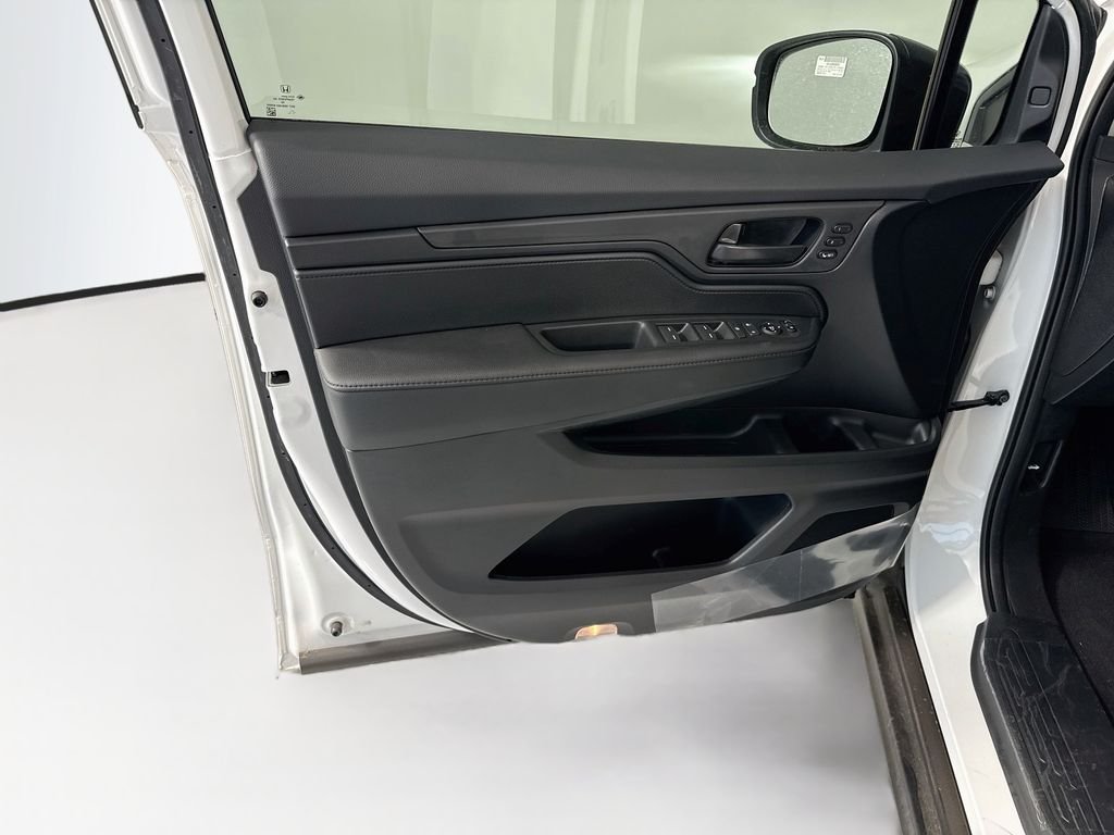 New 2026 Platinum White Pearl Honda EX-L image 24