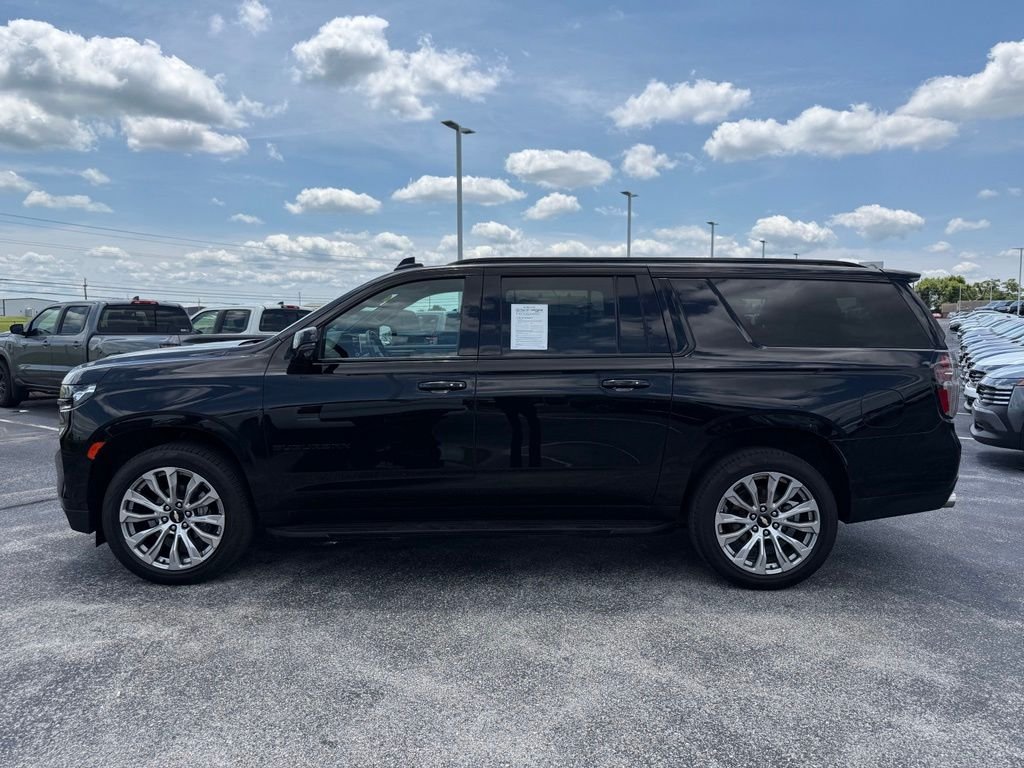 Used 2023 Black Chevrolet RST image 38