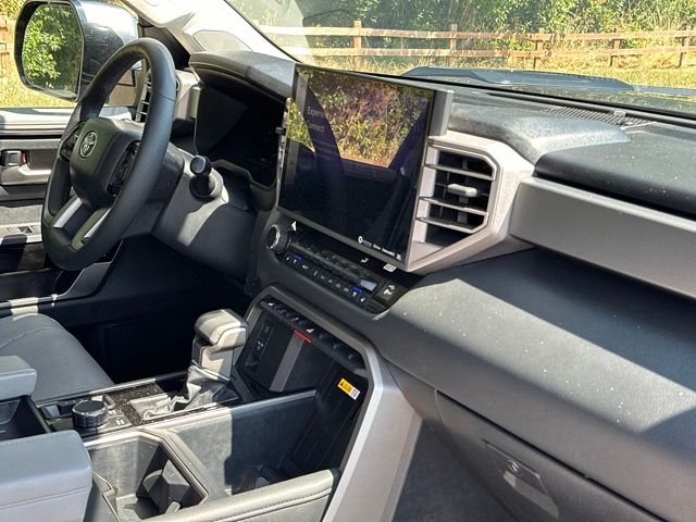 2022 Toyota Tundra Limited - Photo 26