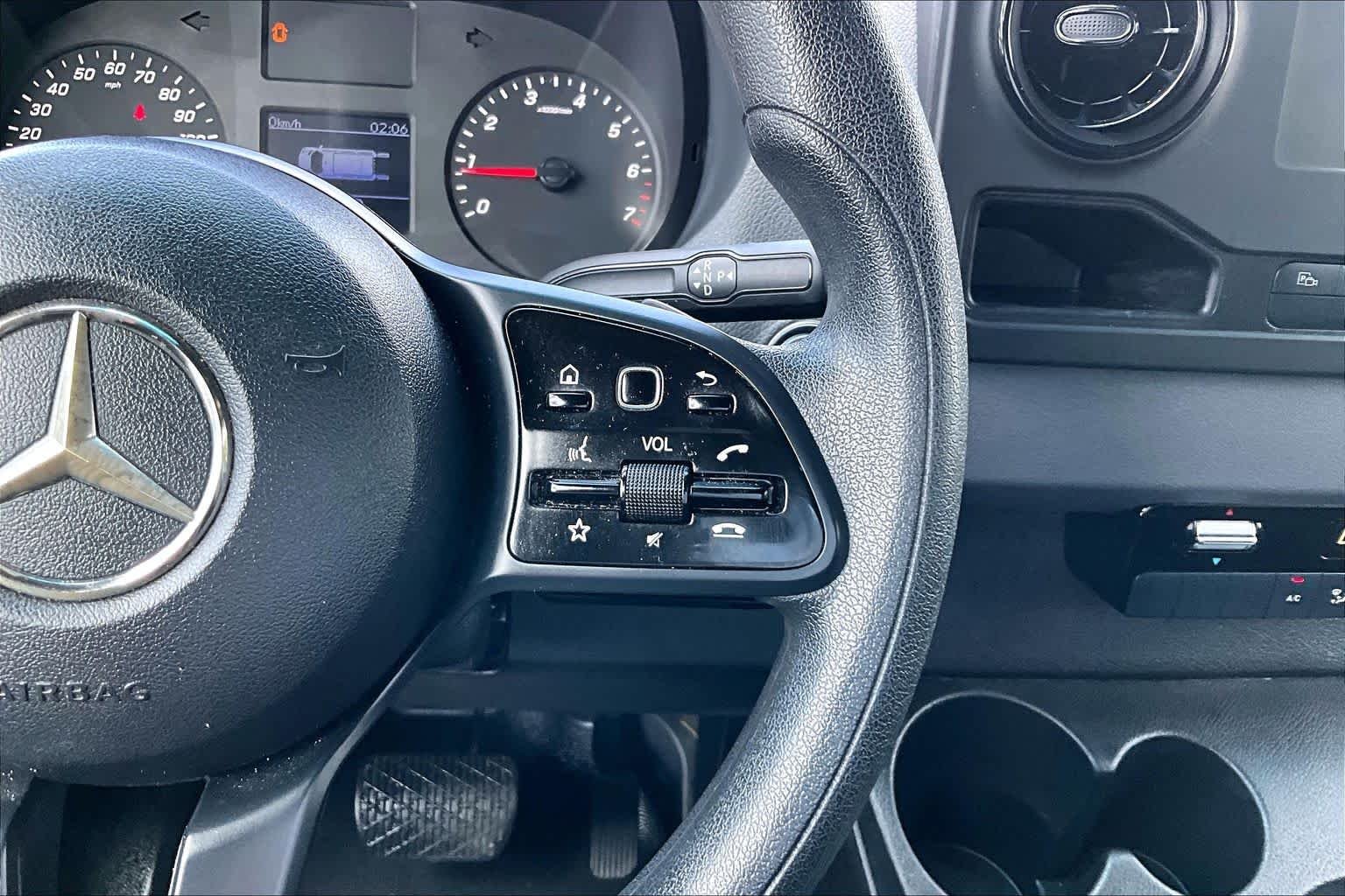 Used 2020 Arctic White Mercedes-Benz  image 23