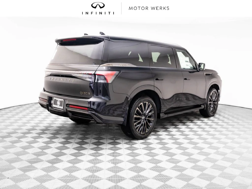 New 2027 Black INFINITI Autograph 4WD image 5