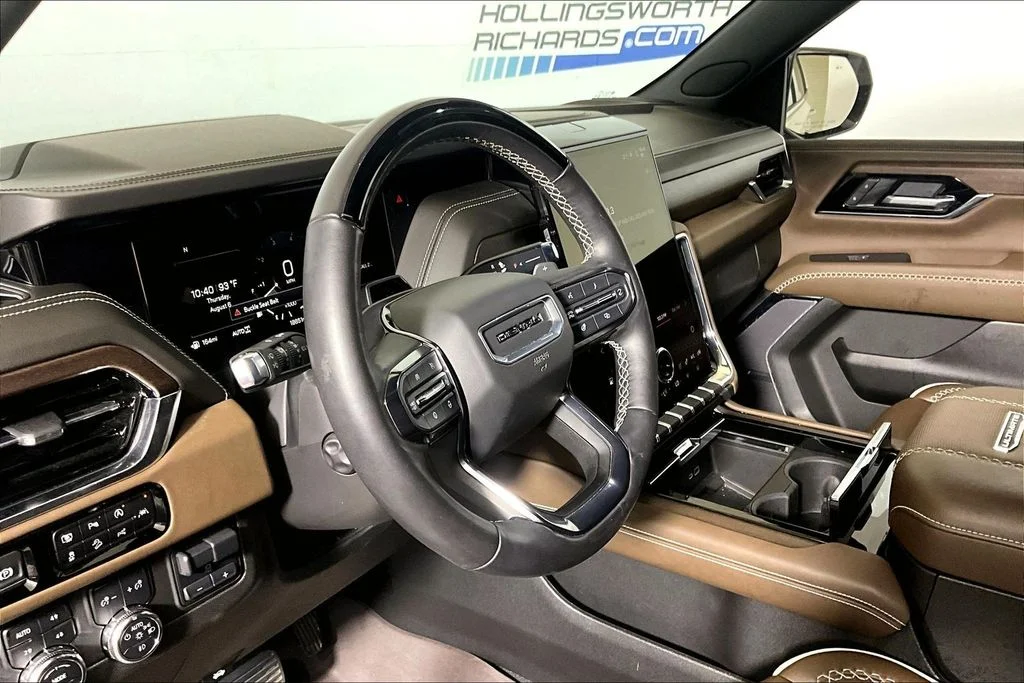 Certified Used 2025 White Frost Tri-Coat GMC Denali Ultimate image 10