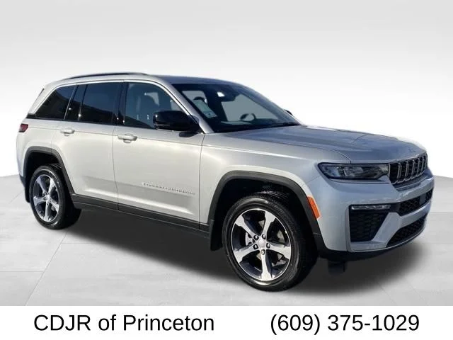 Grand Cherokee | Chrysler Dodge Jeep RAM of Princeton