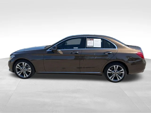Used 2018 Brown Mercedes-Benz C 300 image 4