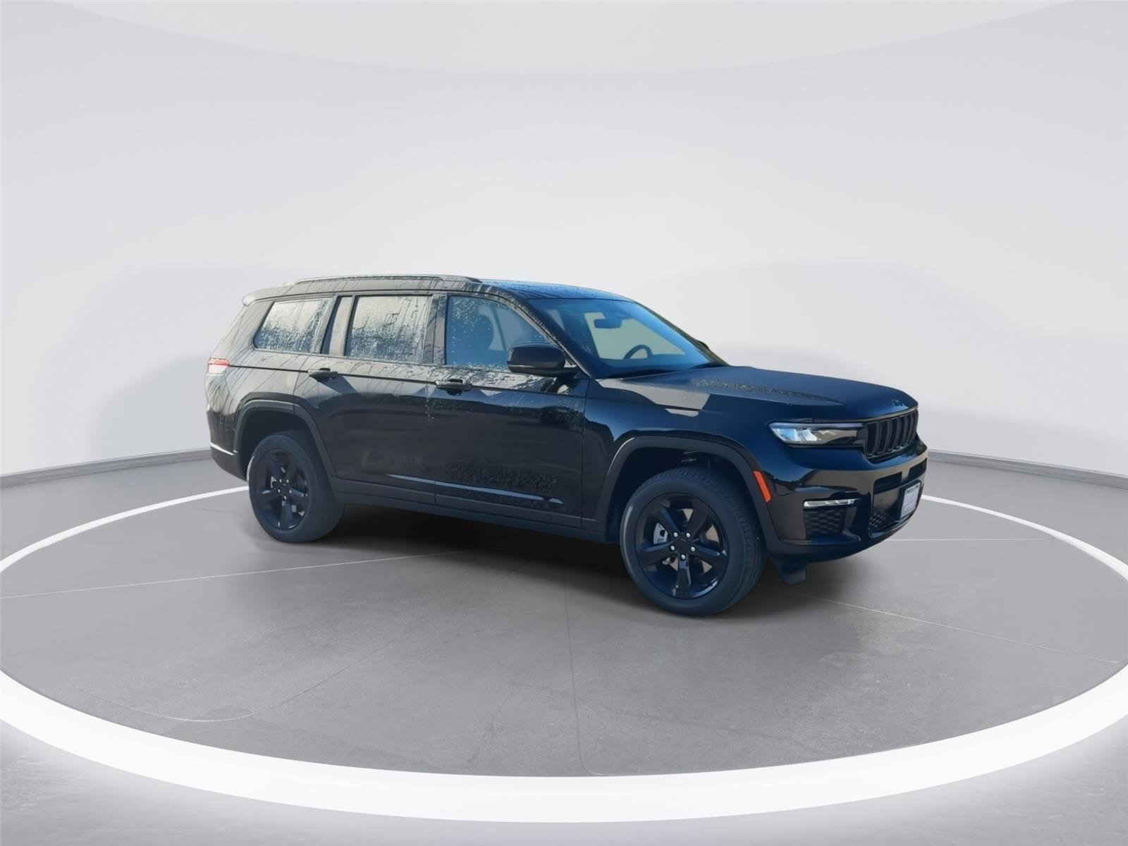 2025 Jeep Grand Cherokee Limited photo 2