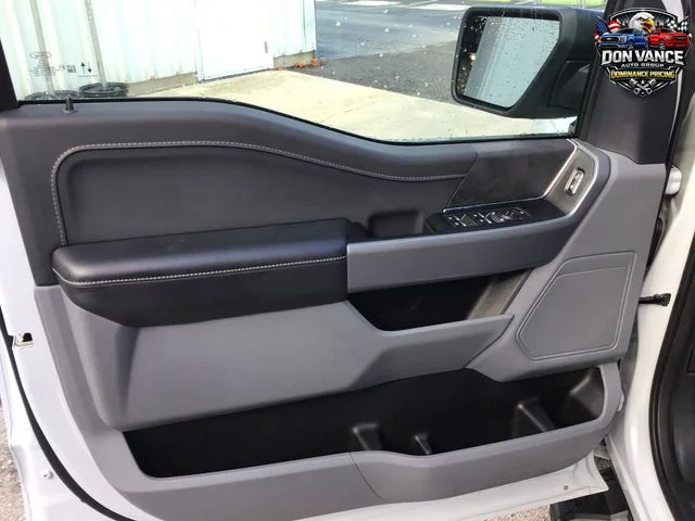 Used 2025 White Ford XLT image 10