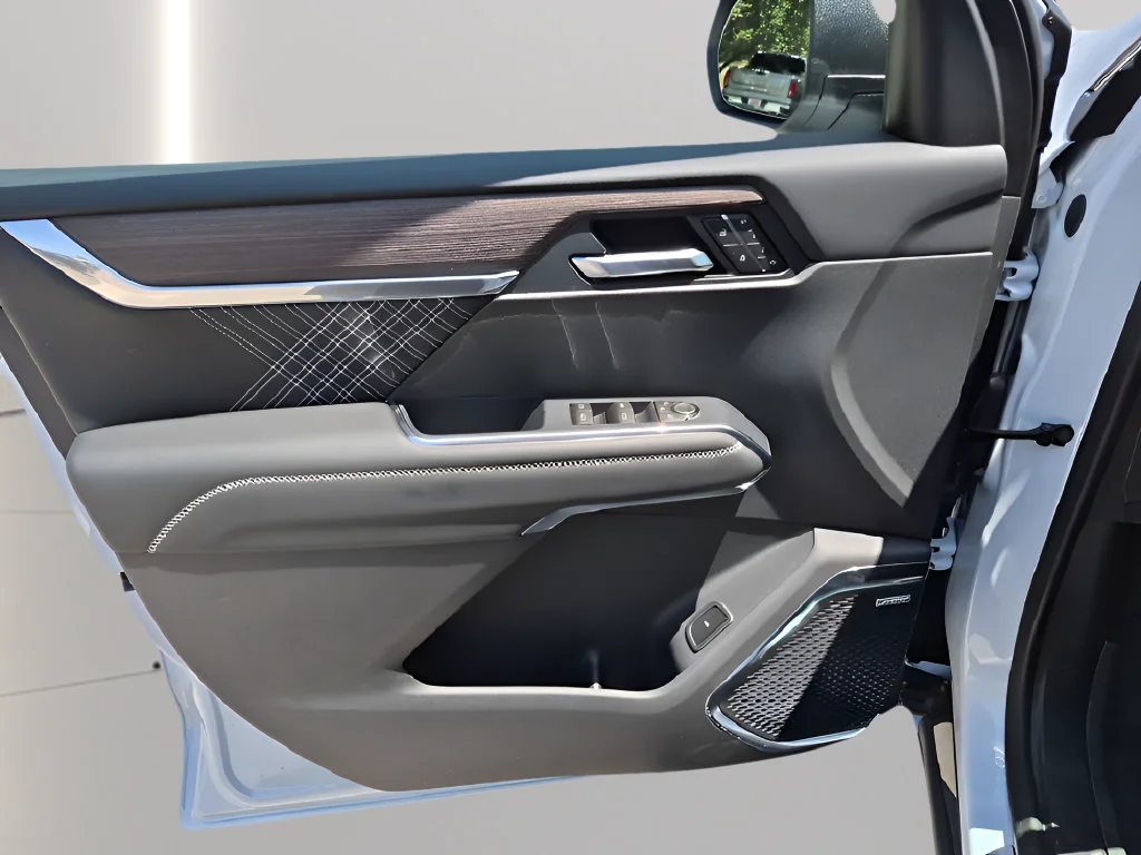 New 2027 Glacier White Tricoat GMC Denali image 17