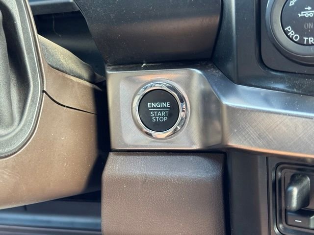 Certified Used 2023 Oxford White Ford King Ranch image 35