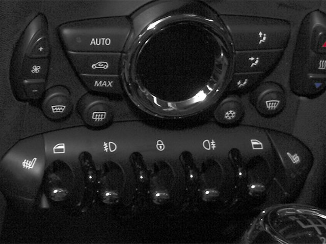 Used 2013 Midnight Black Metallic MINI S image 17