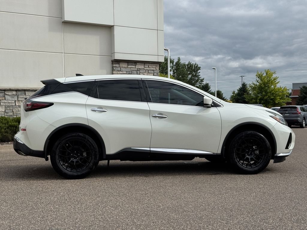 Used 2022 Pearl White Nissan S image 7
