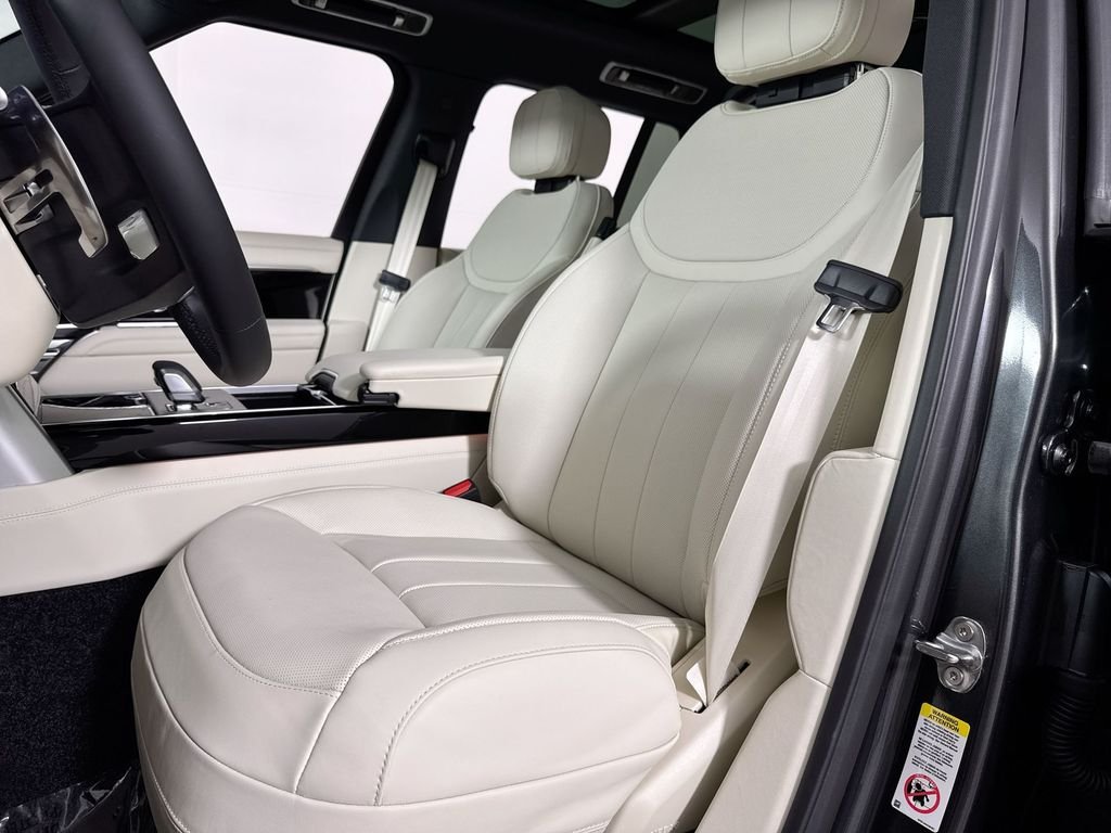 2026 Land Rover Range Rover SE - Photo 11