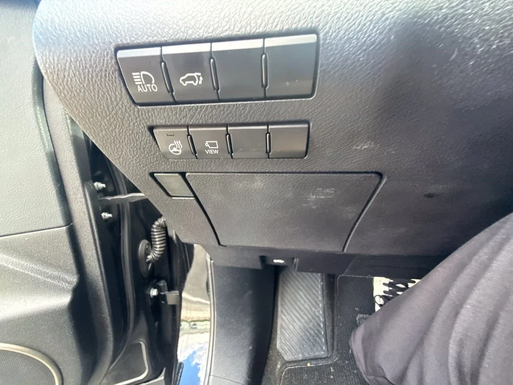 Used 2021 Black Lexus 350 image 12