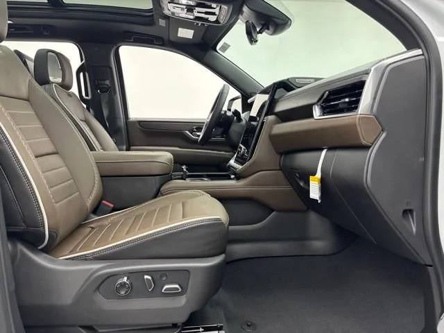 2026 GMC Yukon XL Denali Ultimate - Photo 38