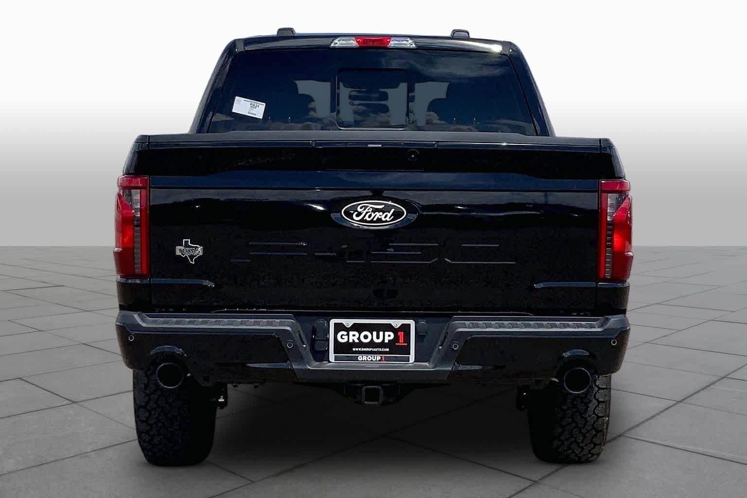 New 2026 Agate Black Metallic Ford XLT image 4