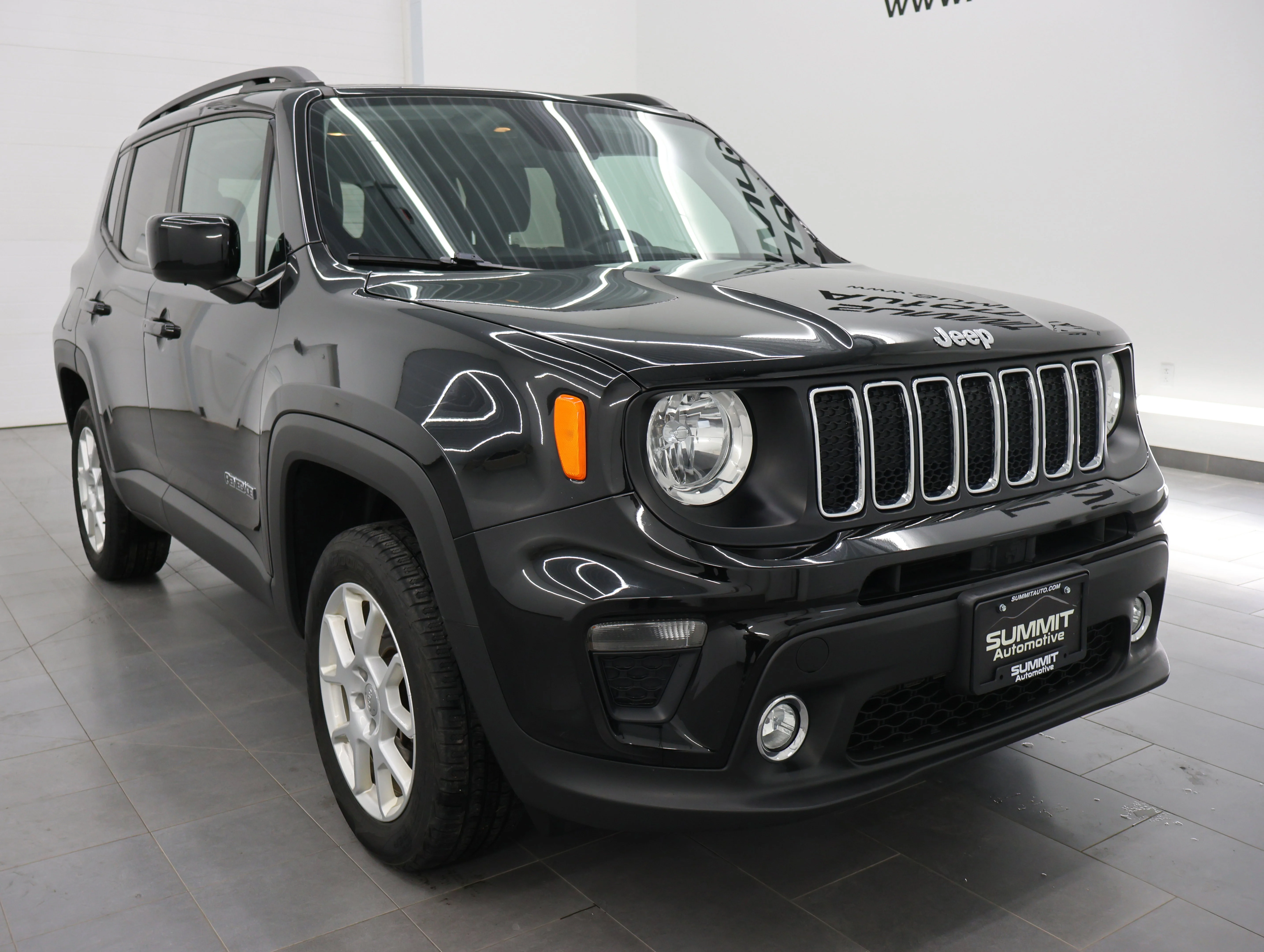 Used 2019 Jeep Renegade Latitude with VIN ZACNJBBB6KPK73676 for sale in Fond du Lac, WI