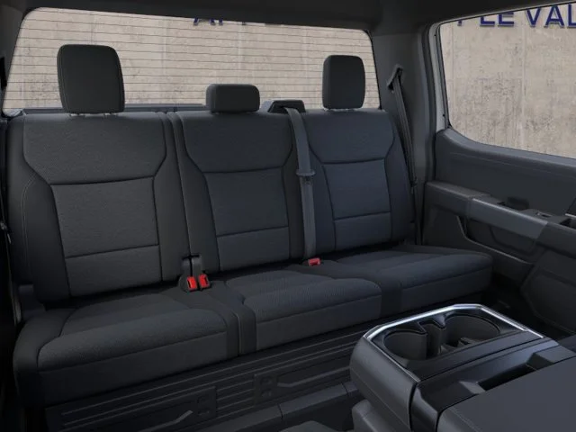 New 2026 Oxford White Ford XLT image 11