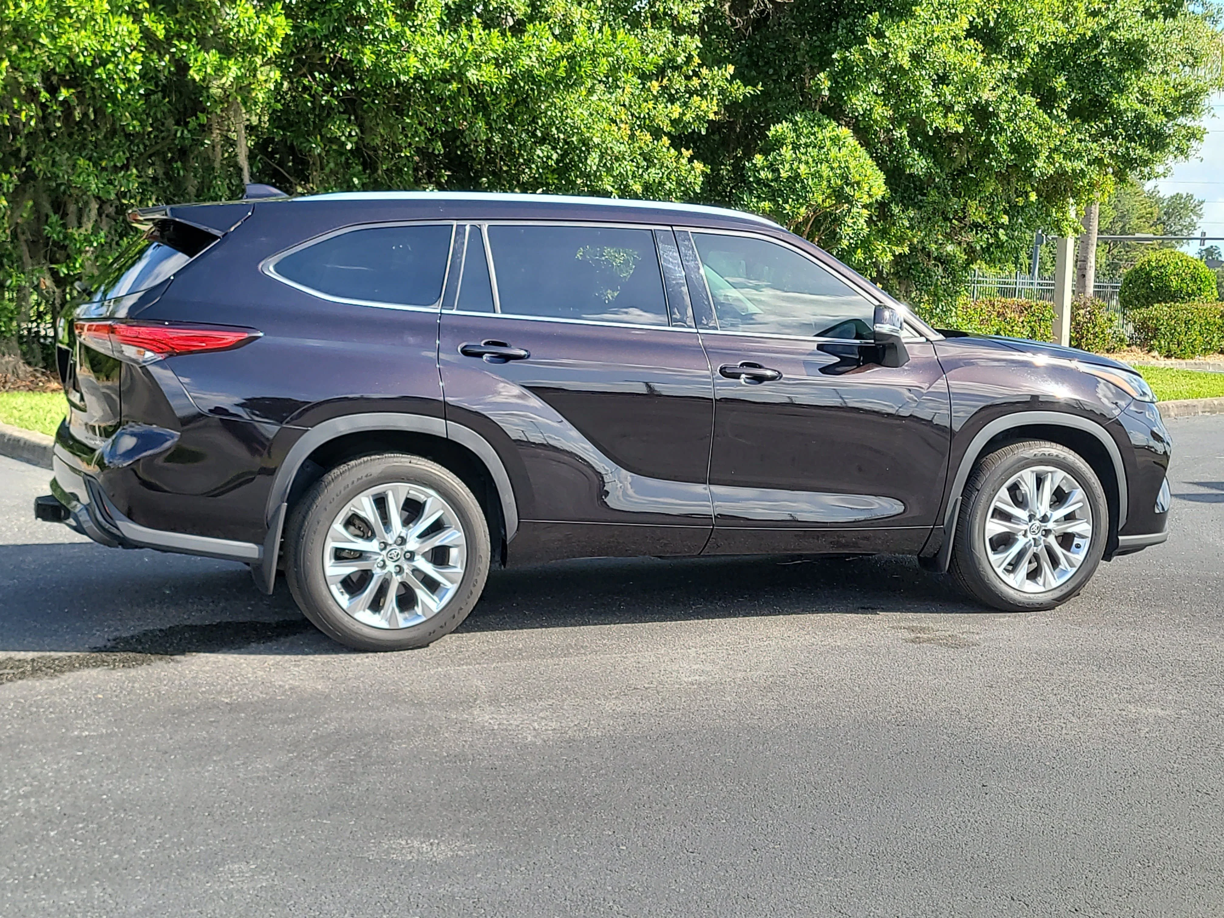 Used 2021 Amber Toyota Limited image 7