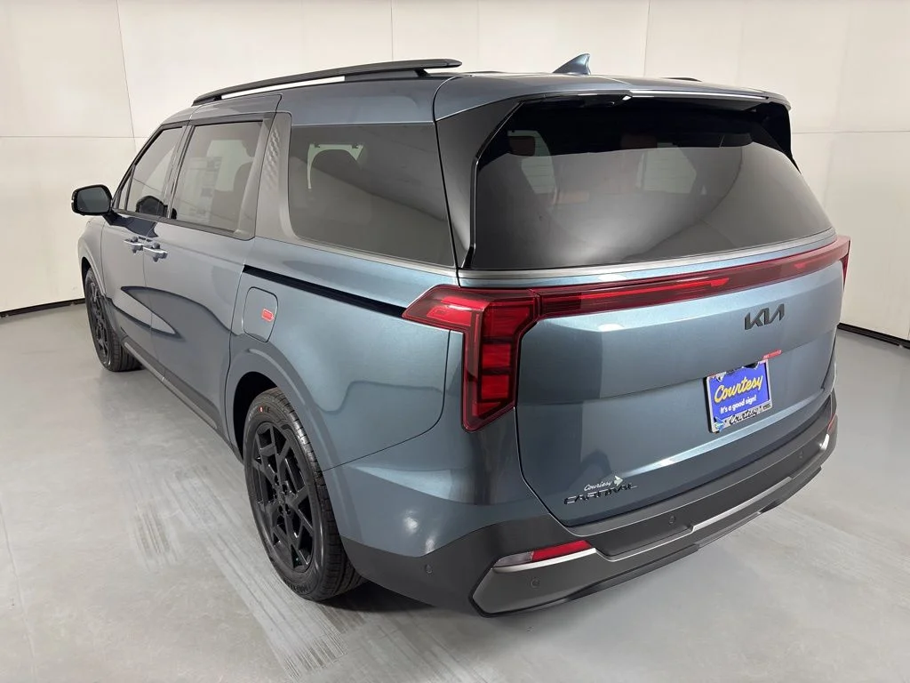 New 2026 Blue Kia SX image 6