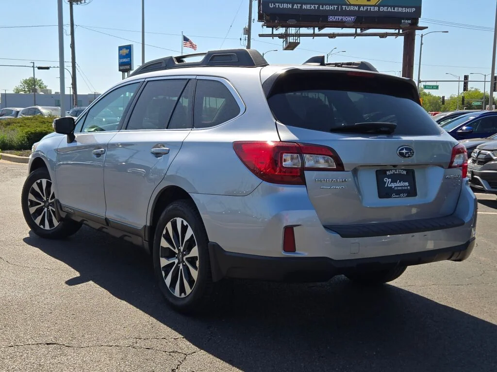 2016 Subaru Outback Limited - Photo 15