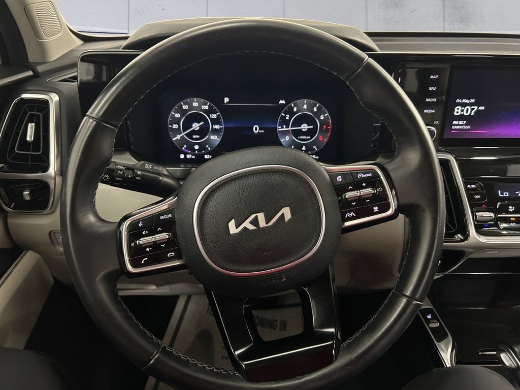 Used 2023 White Kia SX image 9