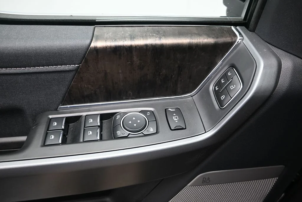 New 2026 Agate Black Metallic Ford F-350® Lariat® image 15