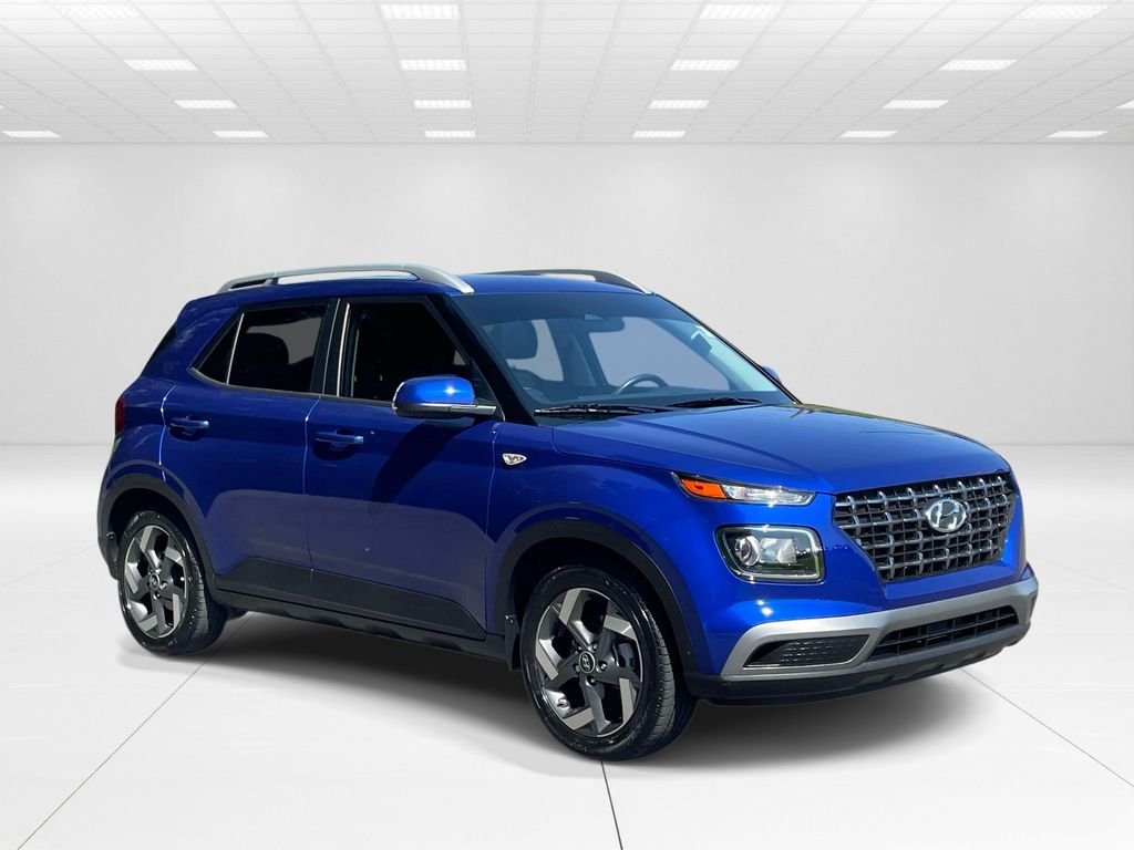 Certified Used 2023 Blue Hyundai SEL image 1