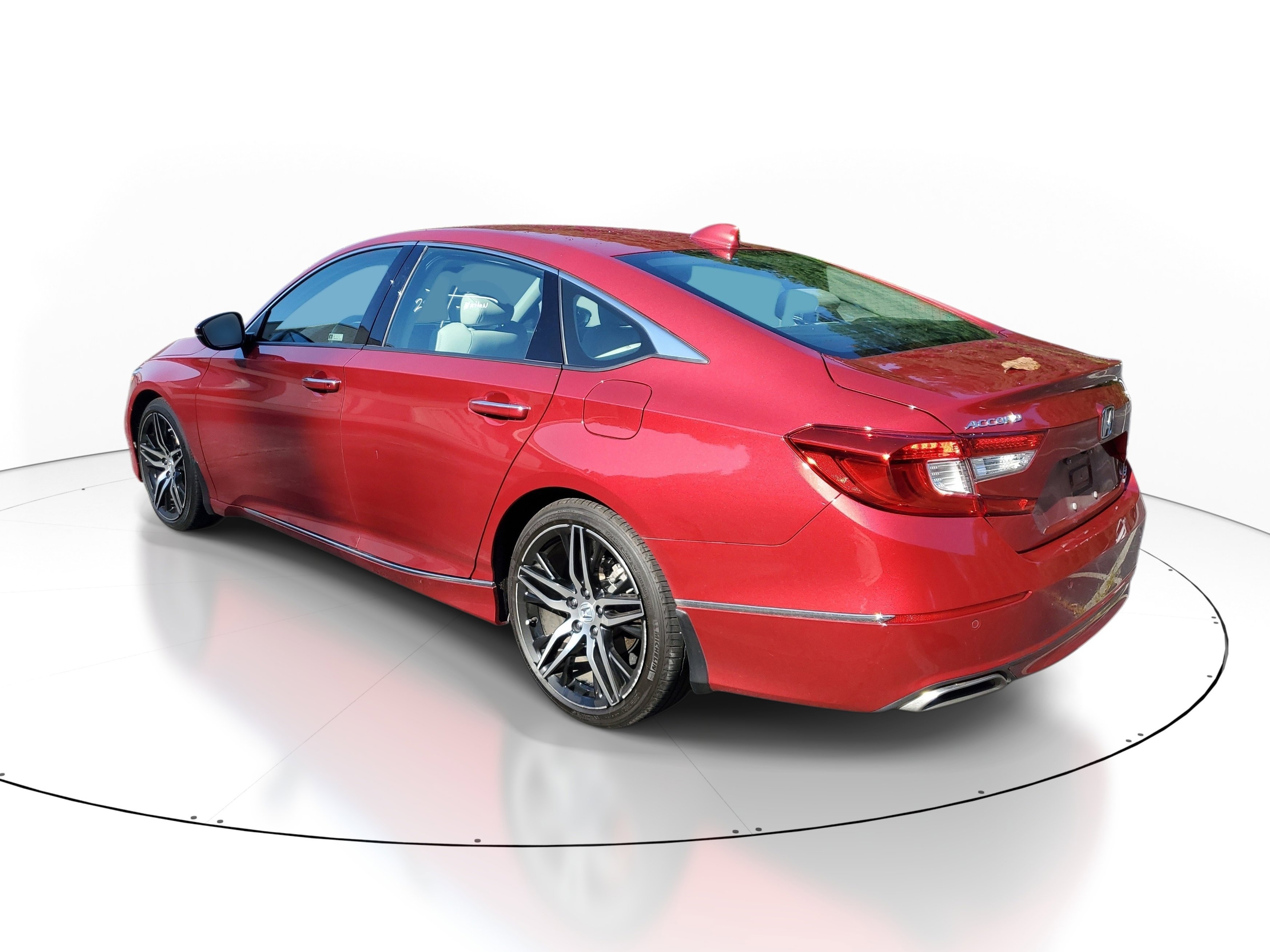 Used 2021  Honda Touring image 3