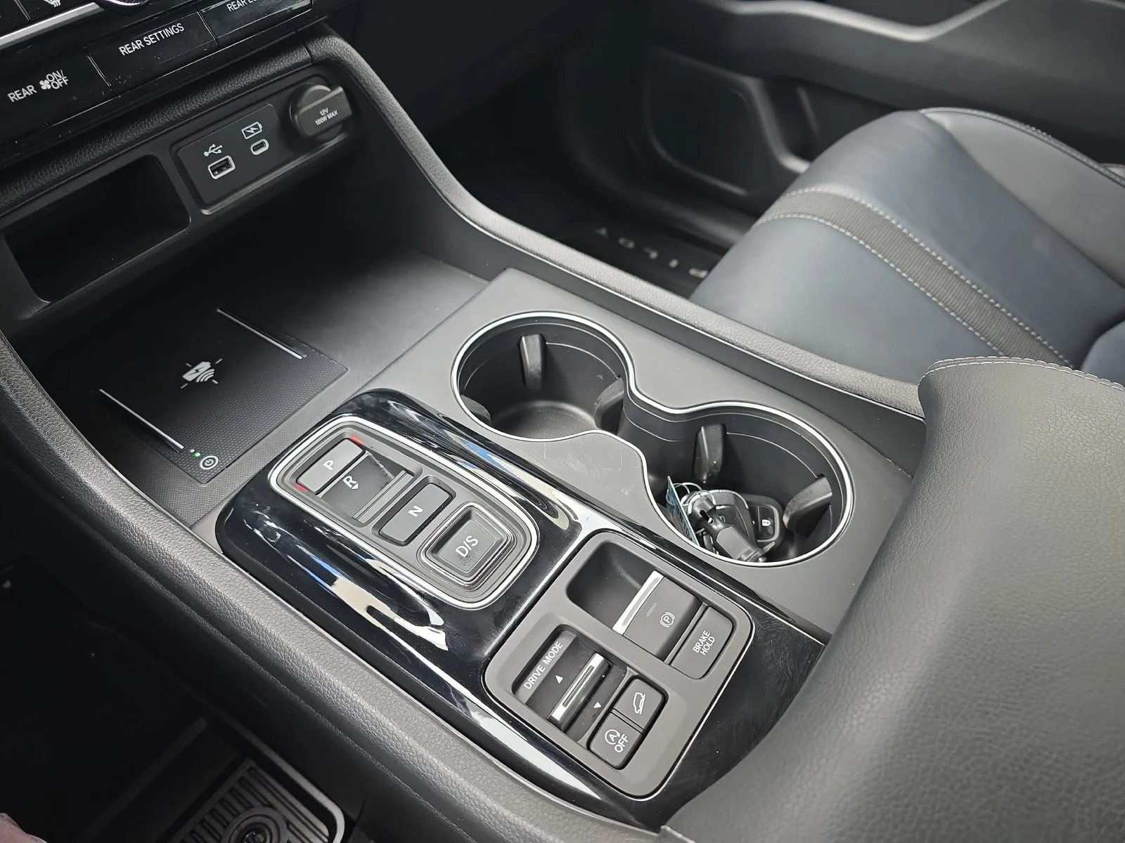 2025 Honda Pilot EX-L - Photo 27