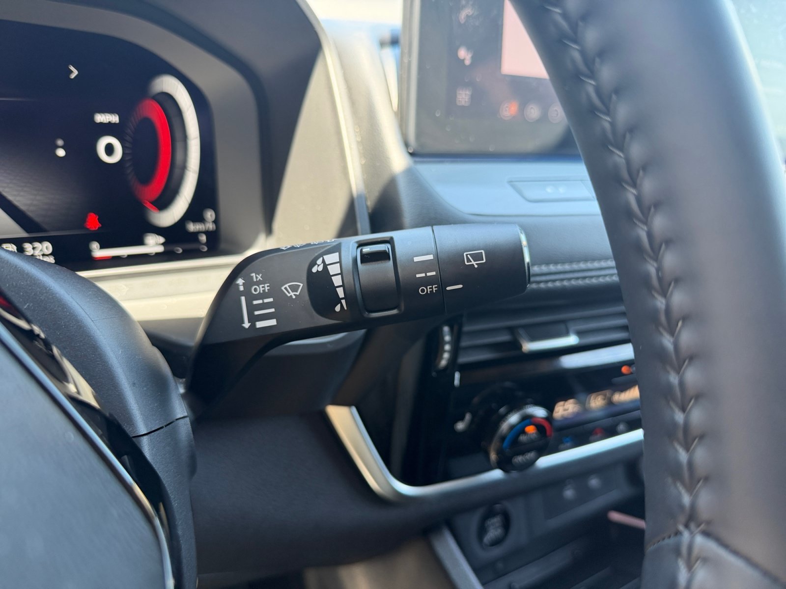 Used 2025 Super Black Nissan SL image 14