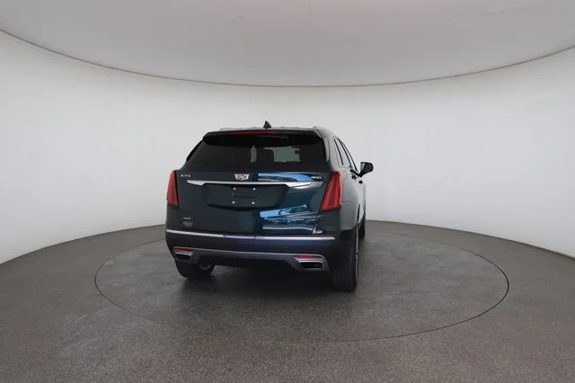 Used 2025 Green Cadillac Premium Luxury image 16