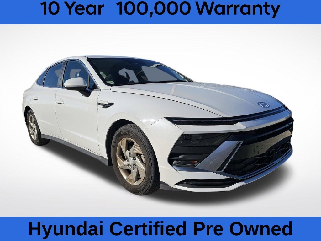 Certified Used 2025 White Hyundai SE image 2