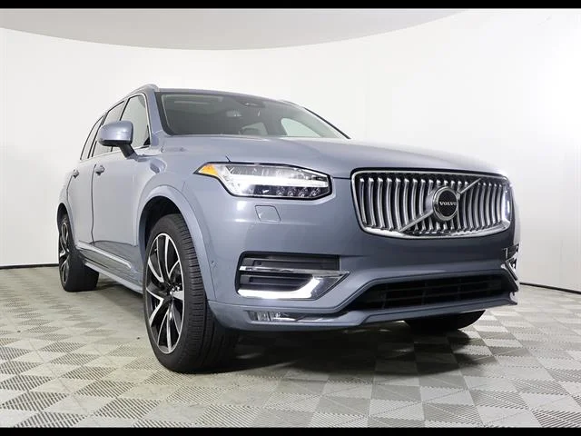 2023 Volvo XC90 B5 Plus 4WD's photo