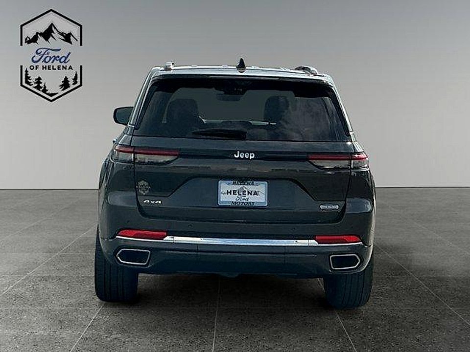 Used 2023 Baltic Gray Clearcoat Metallic Jeep Overland 4x4 image 4