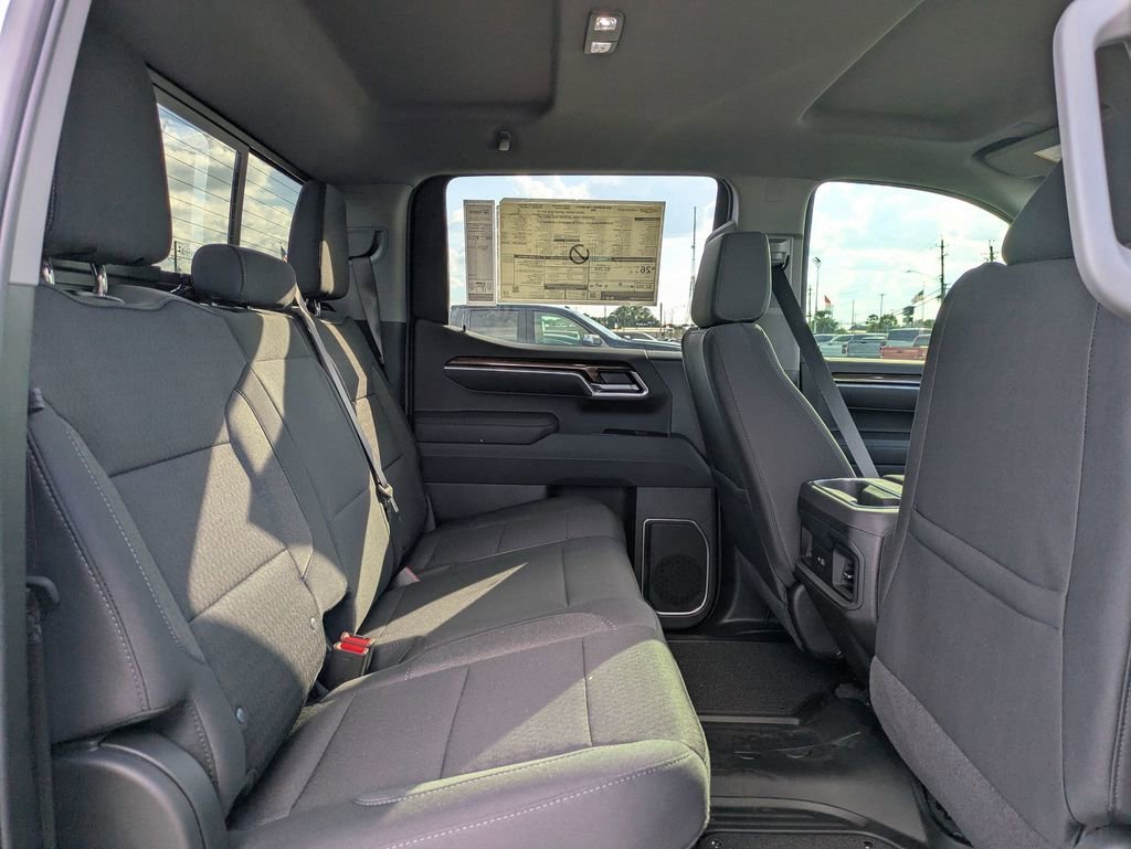 2025 Chevrolet Silverado 1500 LT - Photo 32
